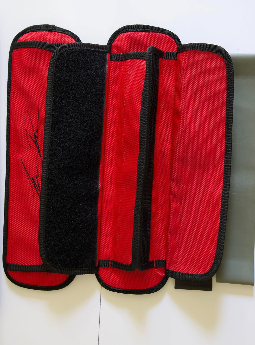 Duel pads